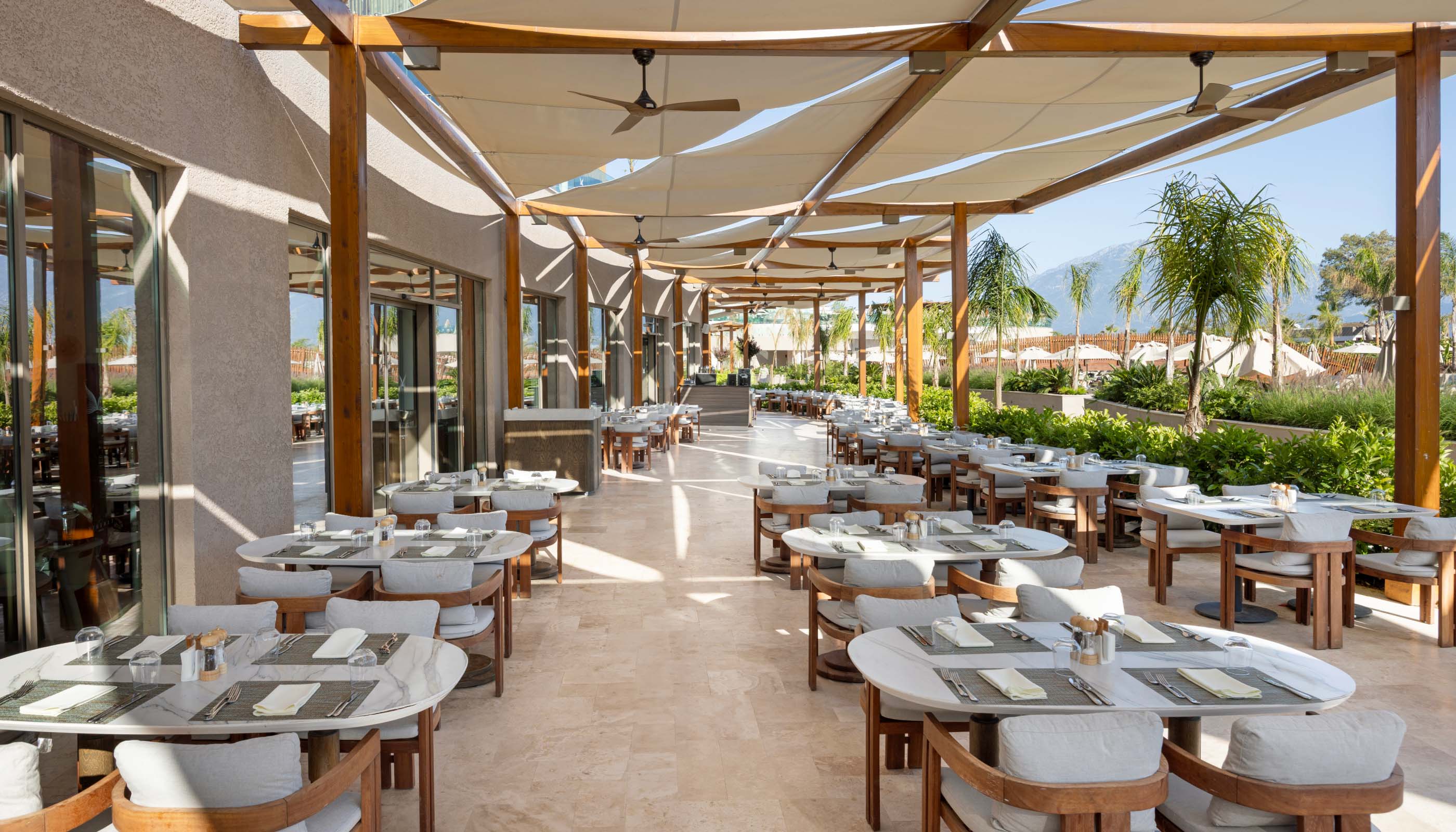 Liberty Signa Restoran Barlar Banner D