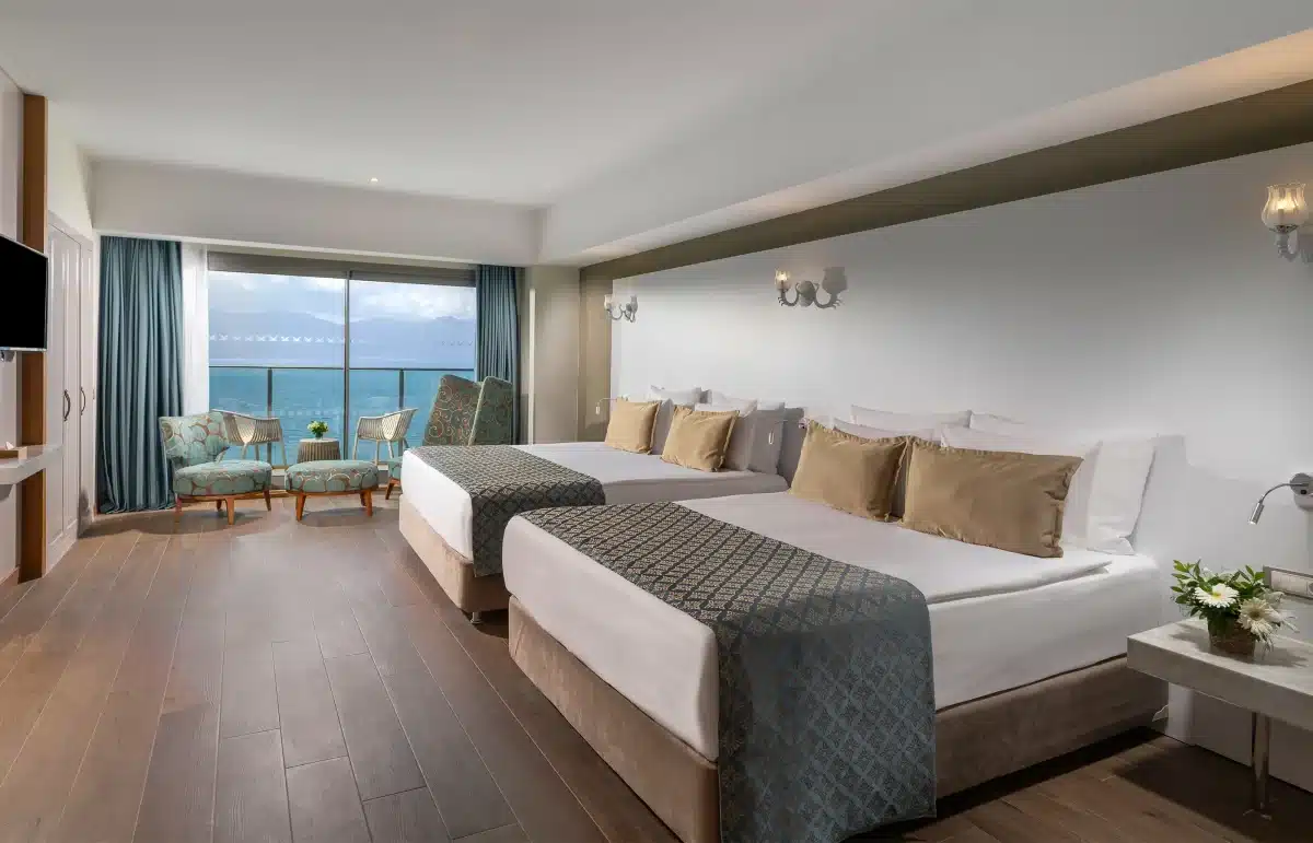 King Suite Sea View