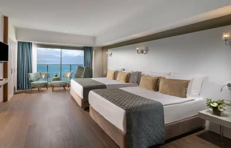 King Suite Sea View