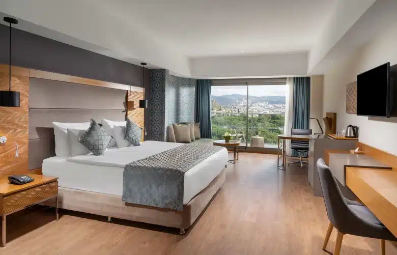 Superior Kısmı Deniz Manzaralı