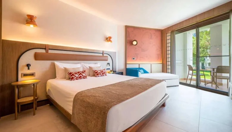 Deluxe Bahçe Manzaralı Standart Oda