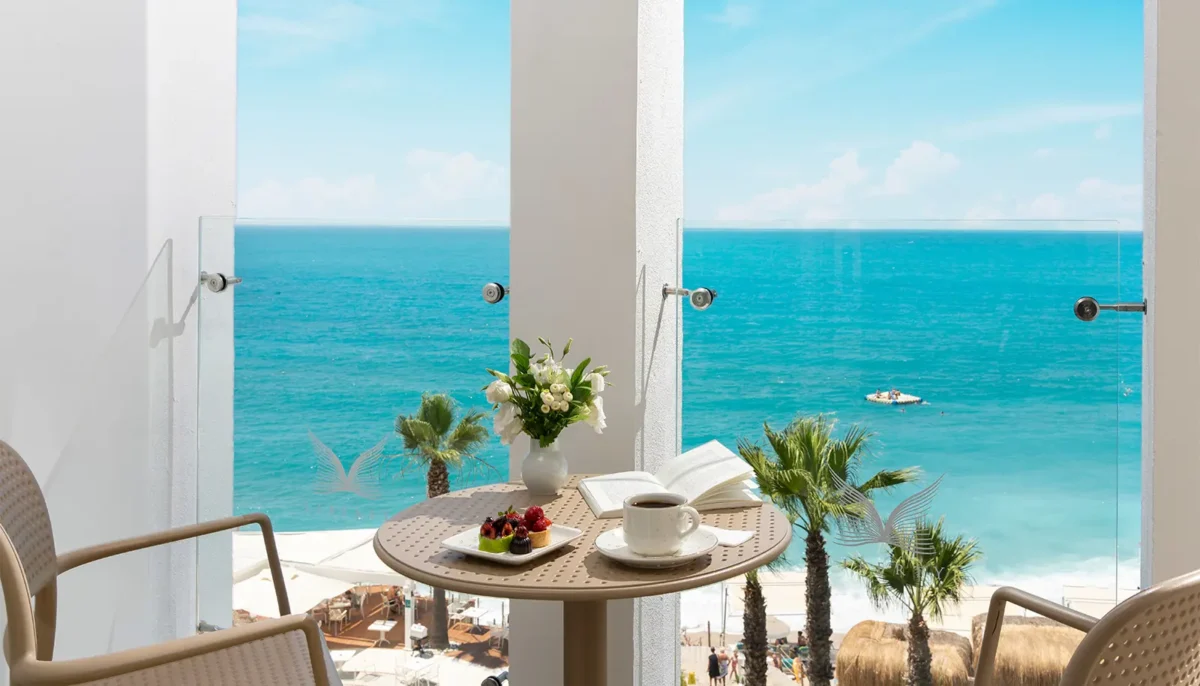 Deluxe Deniz Manzaralı Bağlantılı Oda