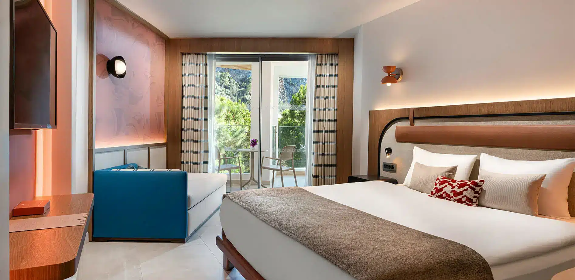 Deluxe Kısmi Deniz Manzaralı Oda