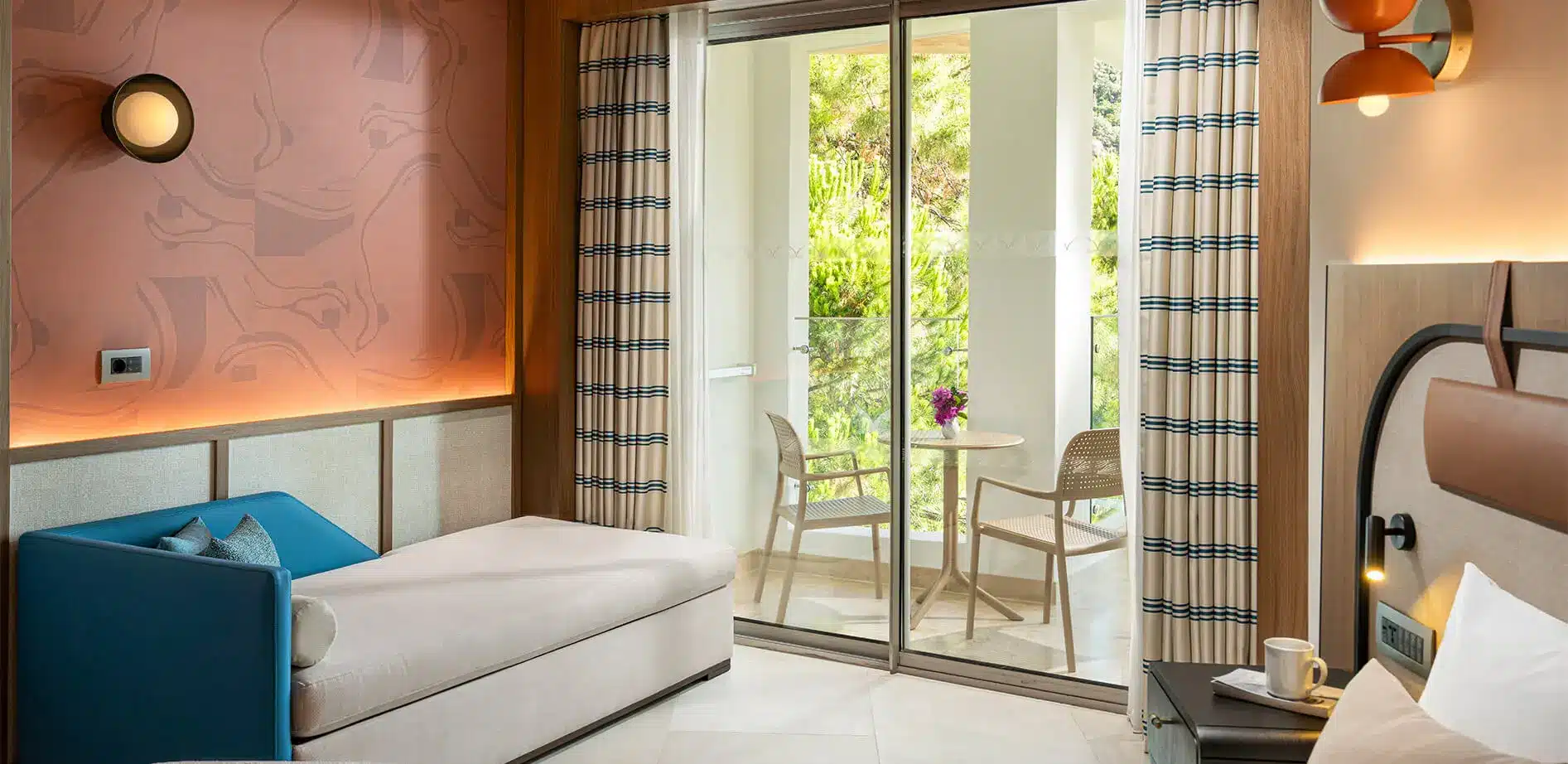 Deluxe Kısmi Deniz Manzaralı Oda