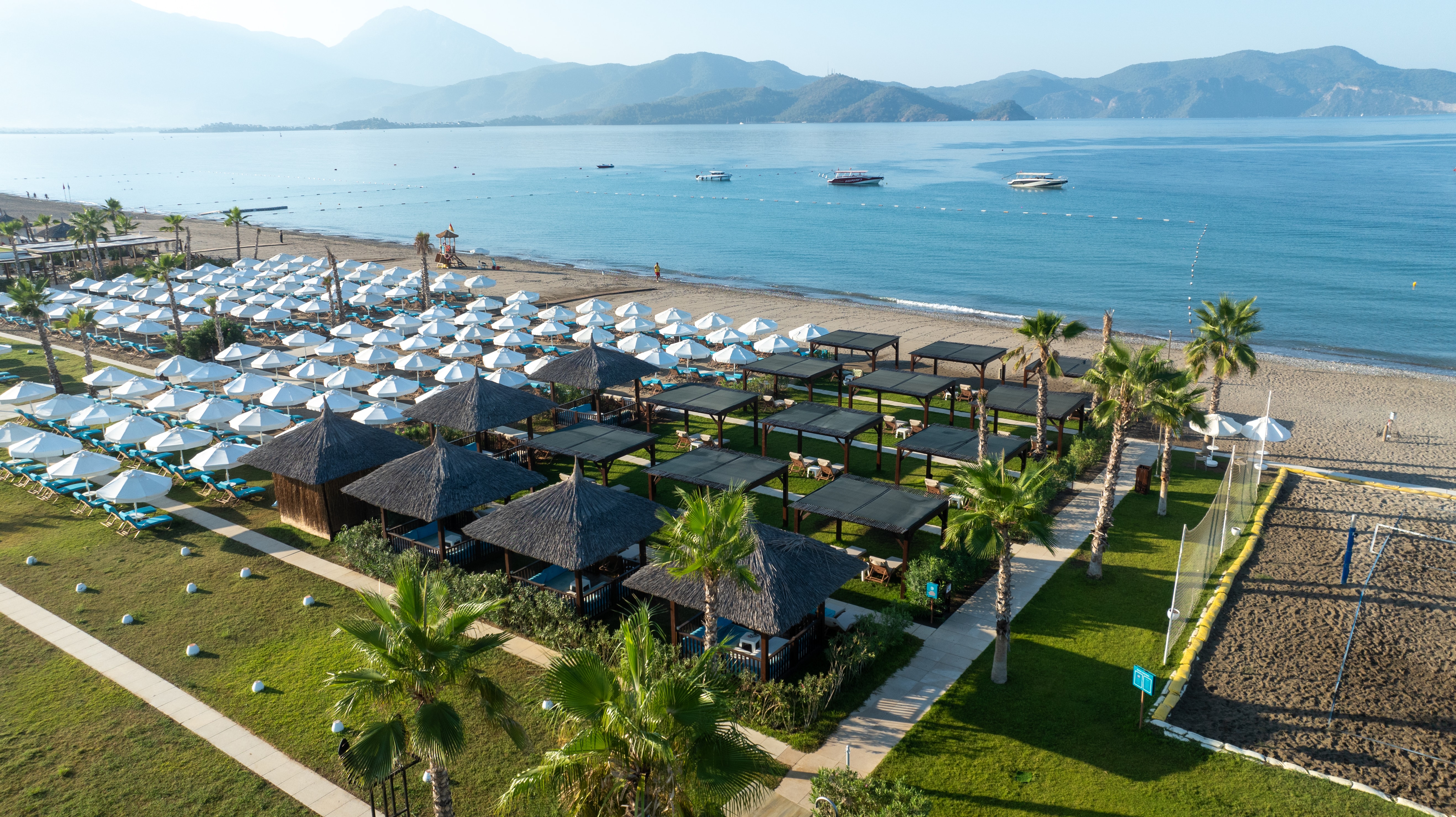 Liberty Fabay Adult Beach